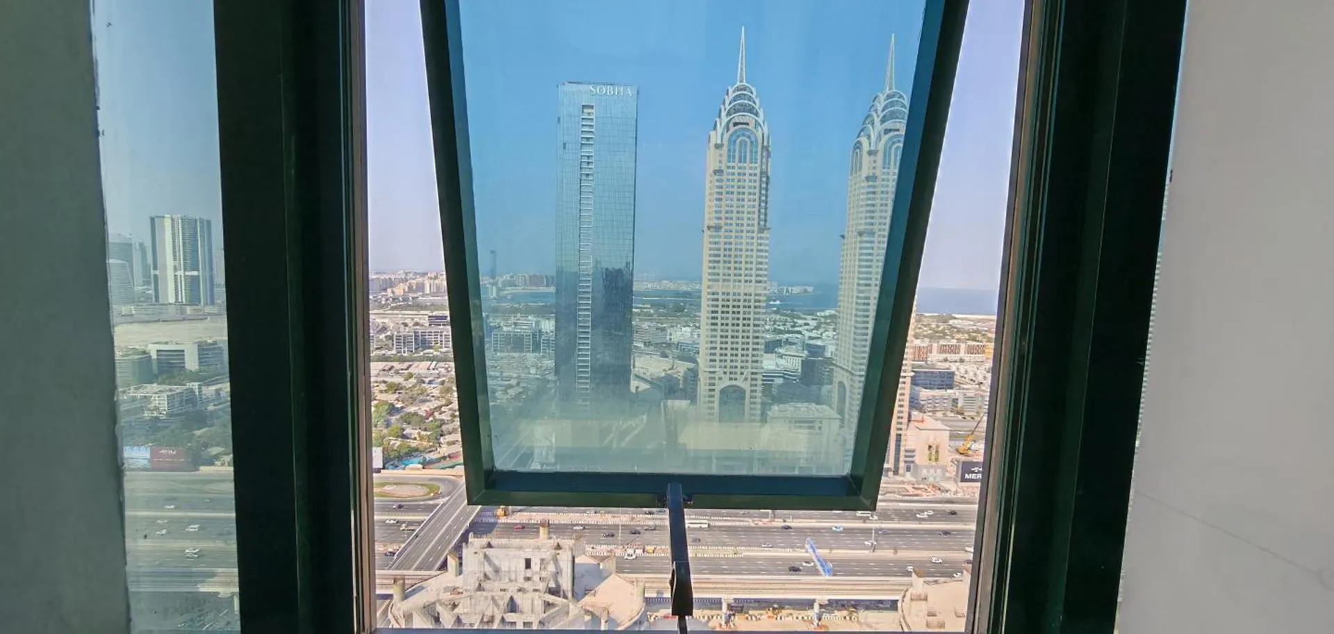 Comfort Rooms Dubai Daire